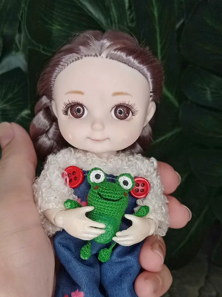 PDF crochet pattern little frog. Crochet miniature pattern. Little frog toy pattern. DIY cute toy. Pattern amigurumi