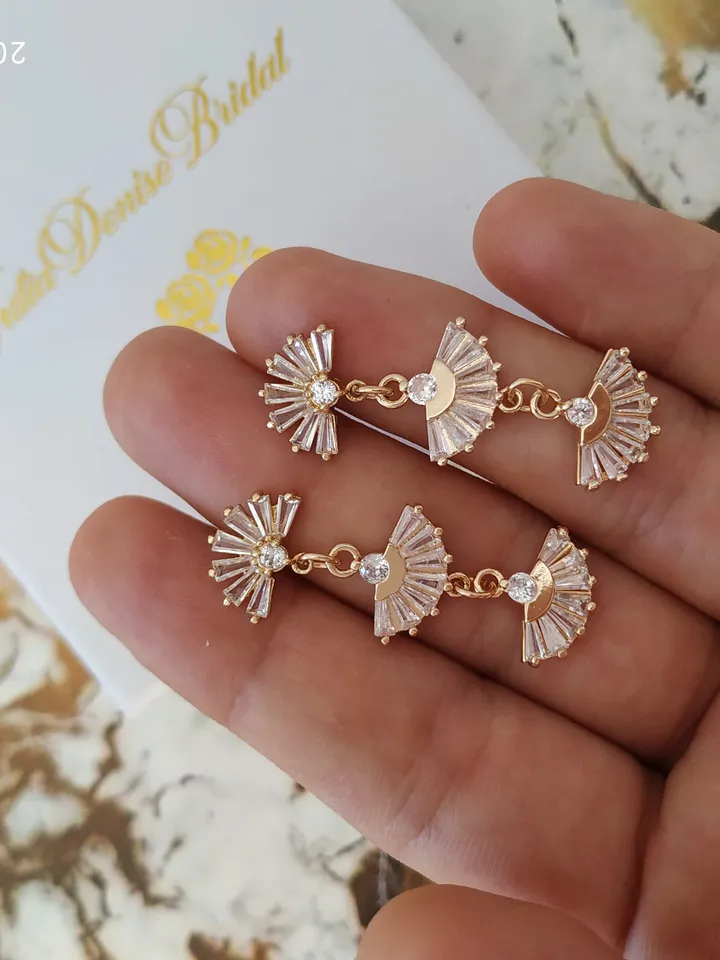 Art Deco Wedding Earrings, Bridal Statement Earrings, Vintage Wedding Jewelry, Fan Earrings, Champagne Gold Swarovski Crystal Bridal Jewelry