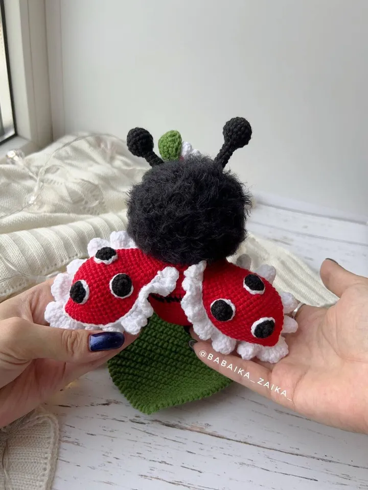 PDF Crochet Little Ladybug Pattern, Amigurumi Ladybug Pattern, Crochet Insect, Crochet Bug Doll Crochet Pattern, Amigurumi cute bug, Leaf