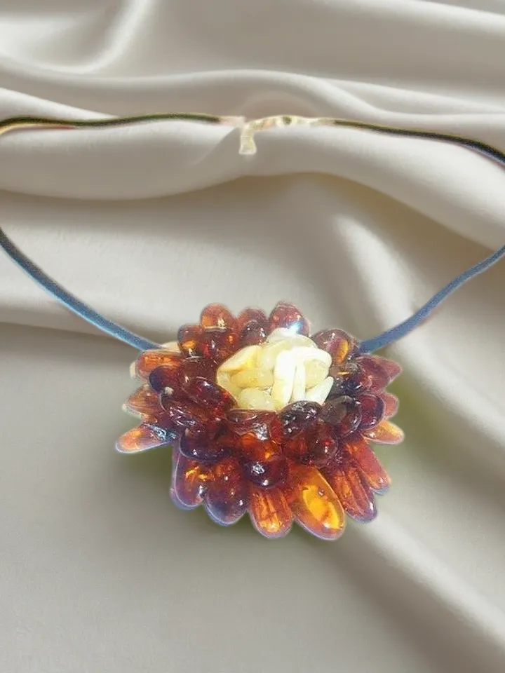 Baltic Amber Flower Pendant Necklace Jewelry For Women girl Holiday Aster Flower handmade jewelry Bohemian Summer autumn jewelry
