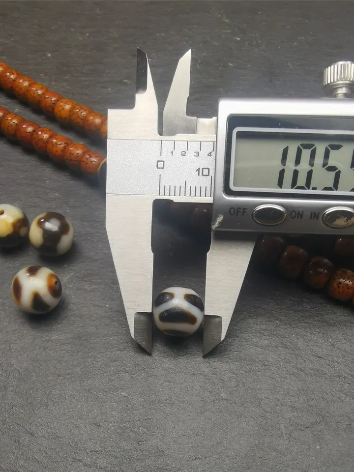 Gandhanra Tibetan Mandala 3 Eyes Dzi,Tiger Tooth Dzi, Bead Accessories,Dzi Spacer Beads,Marker Beads for Mala,Necklace,Amulet,0.4" × 0.4"