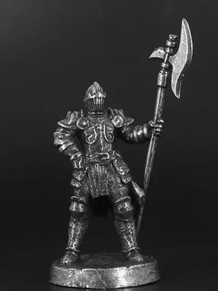 Fearless Knight, medieval european warriors, copper miniatures 36mm scale, tabletop wargaming feudal miniature figures.