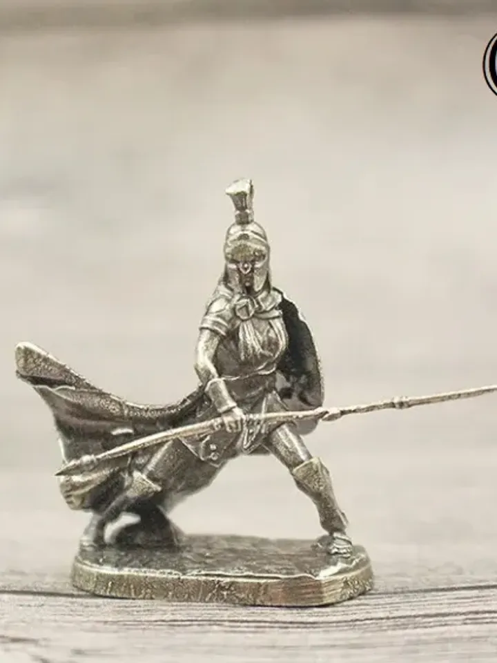 Spartan, Copper Miniature 36mm scale, Tabletop Wargaming miniature figures, warrior of Sparta, hoplite, ancient Greek warriors.