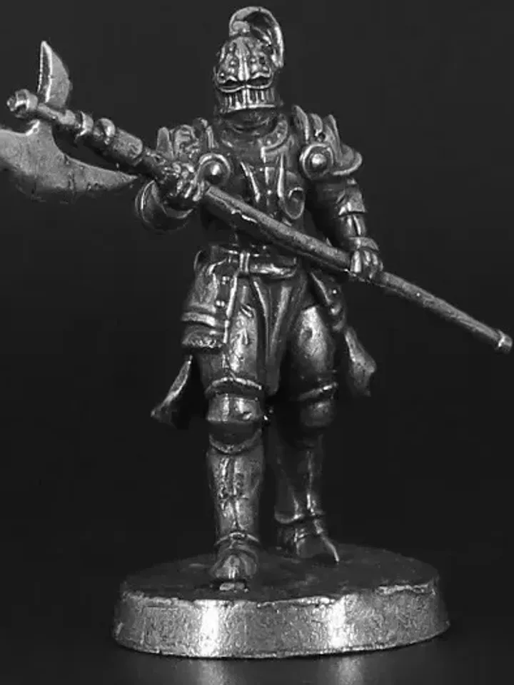 Fearless Knight, medieval european warriors, copper miniatures 36mm scale, tabletop wargaming feudal miniature figures.