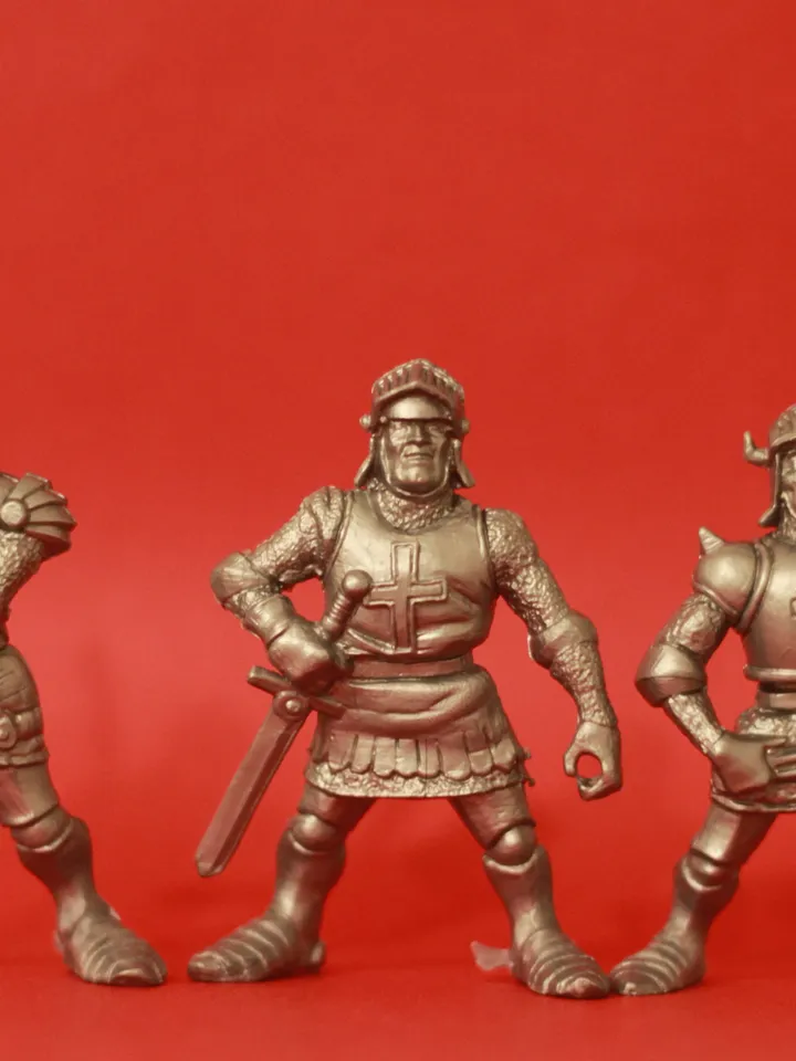 crusader knights, Miniatures 54mm scale, Tabletop Wargaming feudal miniature figures, medieval europe warriors