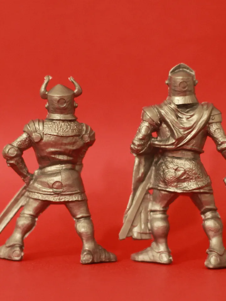 crusader knights, Miniatures 54mm scale, Tabletop Wargaming feudal miniature figures, medieval europe warriors