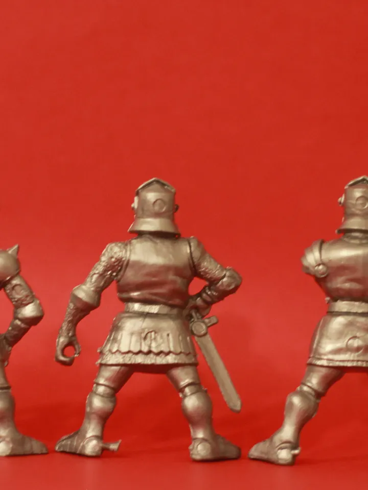 crusader knights, Miniatures 54mm scale, Tabletop Wargaming feudal miniature figures, medieval europe warriors