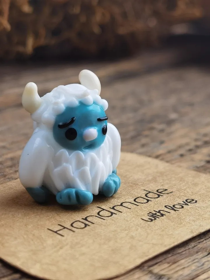 Abominable snowman figurine Yeti gifts Big foot figurine Tiny snowman miniature mini glass Yeti ornament micro snowman sculpture