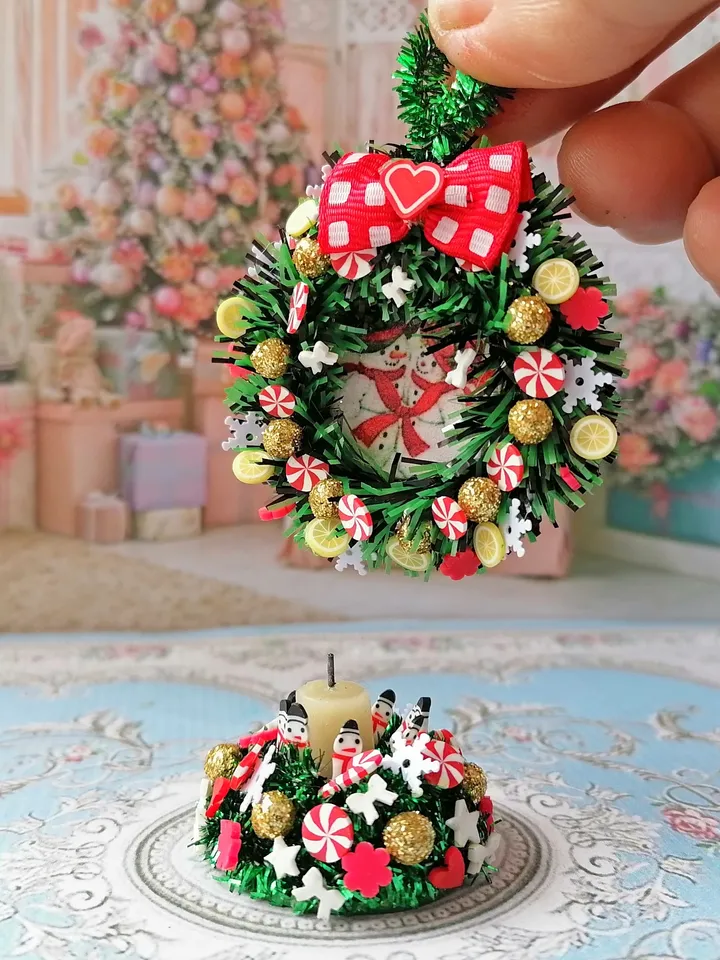 Christmas candlestick for a dollhouse. 1:12. Dollhouse miniature.