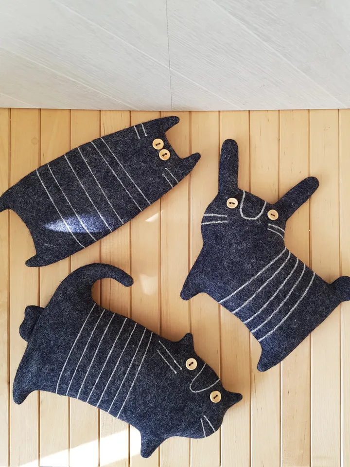 Black Cat Sewing Pattern PDF, Tutorial in English, Felt animal Pattern, felt doll sewing diy, Halloween doll PDF