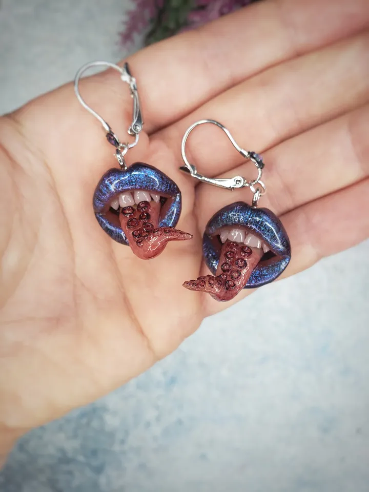 Tentacle tongue Galaxy Lips earrings, stainless steel