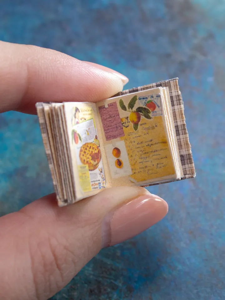 TEMPLATE Miniature recipe book