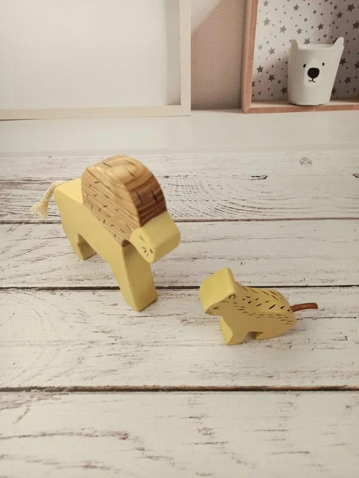Wooden safari animals,figures lion and lion cu , Montessori baby toys, first toy