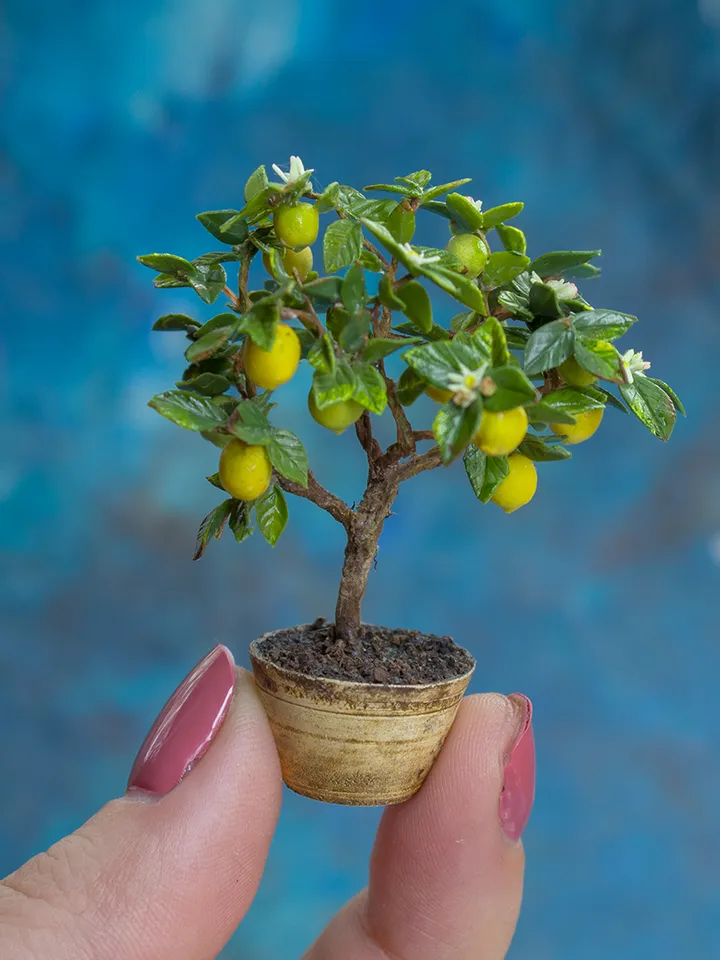 MINIATURE Lemon tree in a ceramic pot | Dollhouse miniatures