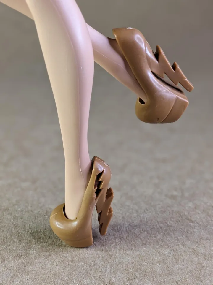 Beige heels shoes for fashion female dolls (MH, EAH)