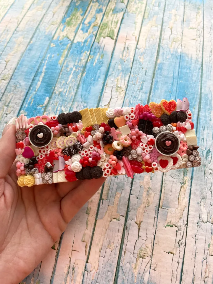 Magnet Miniature Valentine Day Charcuterie Board with Polymer clay Souvenir