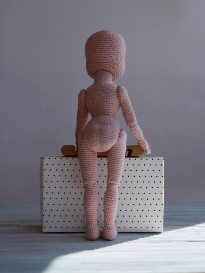 Crochet Doll Body Pattern: Create the Perfect Base for Your Amigurumi Creations with this Template