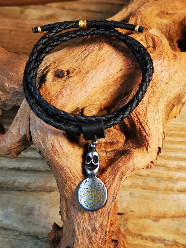 Gandhanra Handmade Buddhist Amulet,Skull Sītavana and Flame Pendant,Cold Iron inlaid Copper