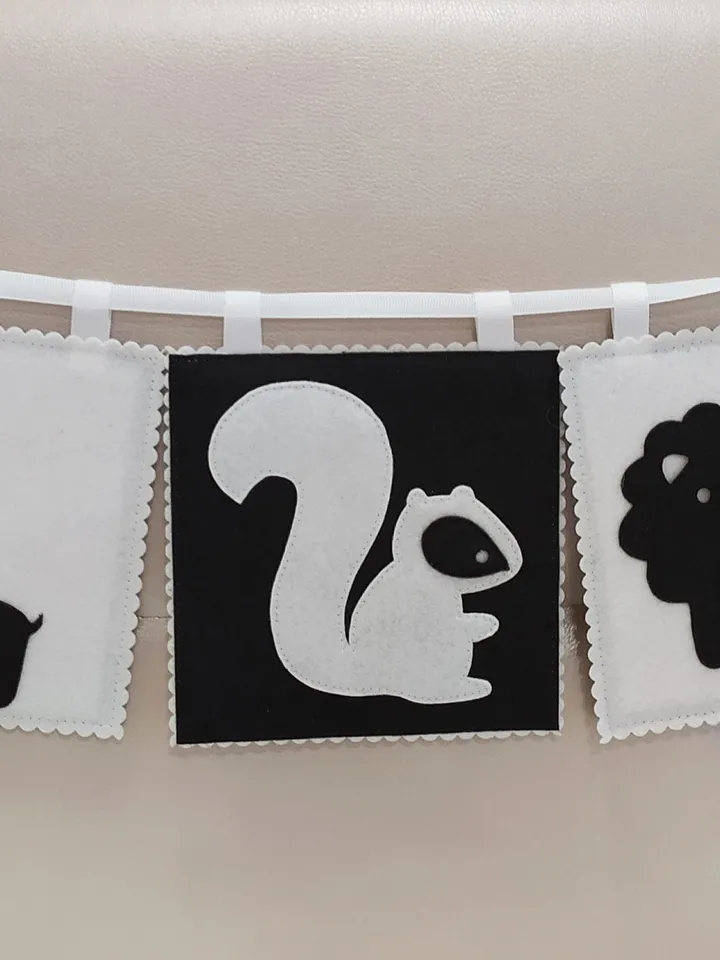 Infant Stimulation Contrasting Pattern, High Contrast quiet book pattern, Black and white felt cards for baby, Montessori newborn pdf