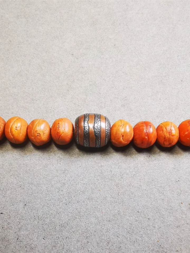 Gandhanra Handmade Tibetan Mala Spacer Beads,Cold Iron Stripe Dzi Marker Beads for Prayer Beads Necklace Accessories,0.43" × 0.5"