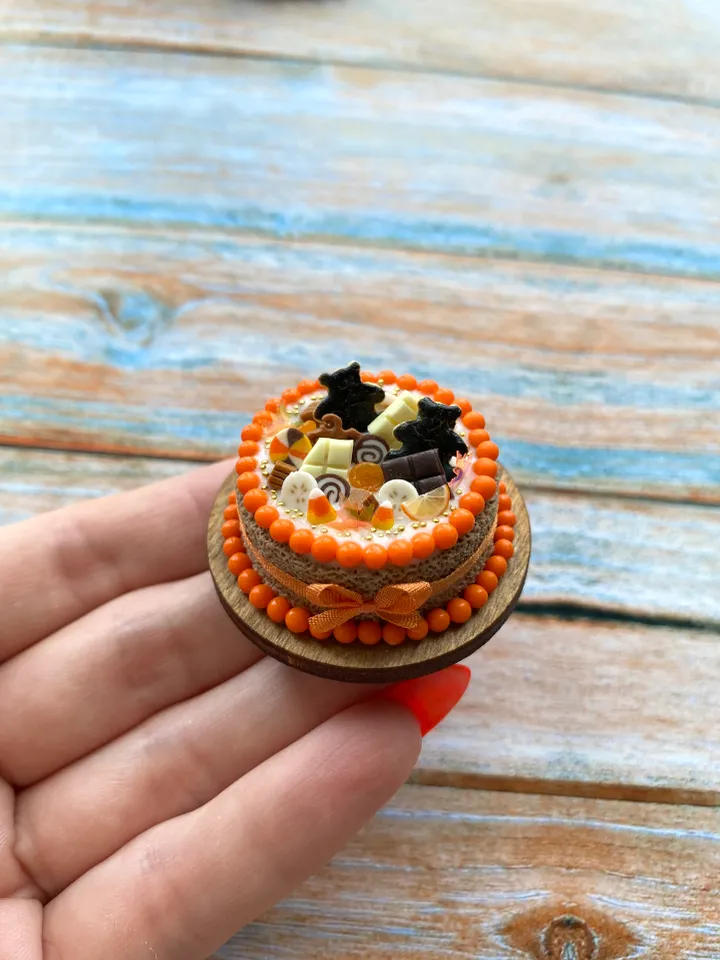 Miniature Halloween Cake with Polymer Clay for Dollhouse Souvenir