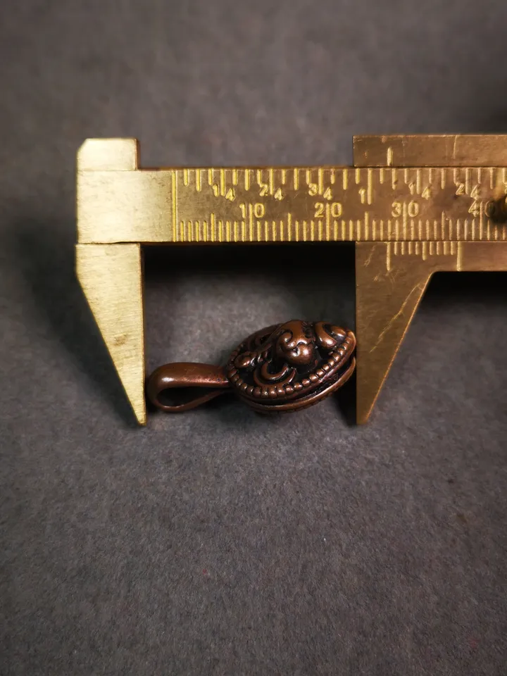Gandhanra Handmade Buddhist Mala Counter Clip,Bum Counter Clip for Prayer Beads,Shankha / Conch Shape