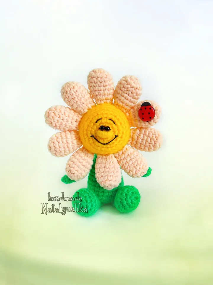 Soft Toy Smiling Flower, Crochet Daisy, Little Chamomile, Interior Daisy, Interior Flower, Wild Flower Souvenir