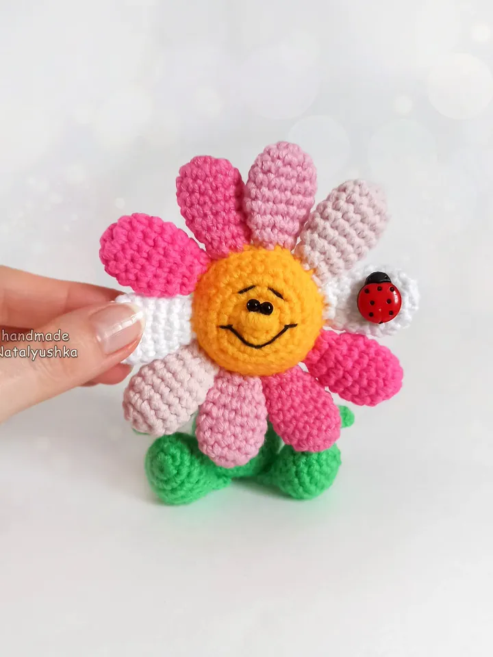 Smiling Pink Flower, Summer Flower, Multicolored Daisy, Handmade Interior Flower, Wild Flower Souvenir