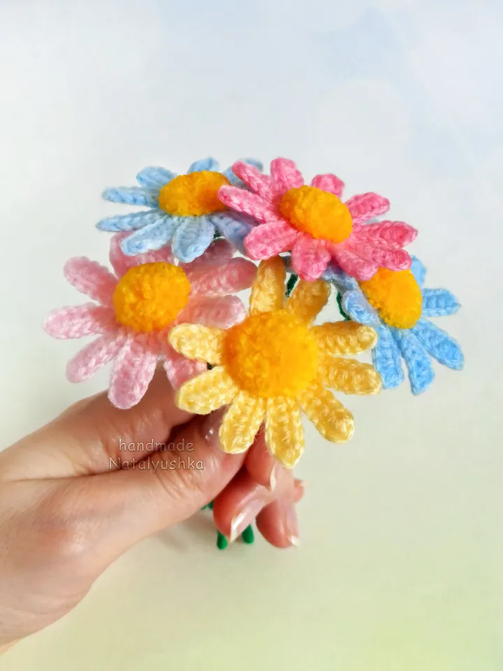 Chamomile bouquet of 5 flowers, Summer bouquet Daisy, Wildflowers, Crochet Interior flowers, Fake flower.