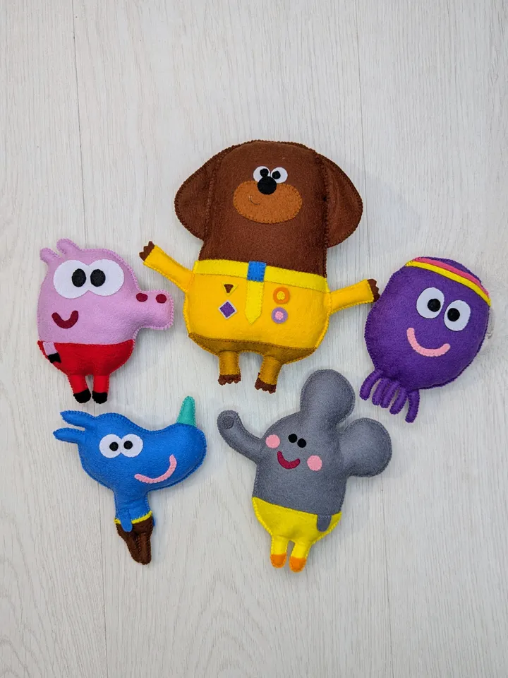 Hey Duggee toy felt. Duggee, Betty, Tag, Roly, elephant . Set 5 toy