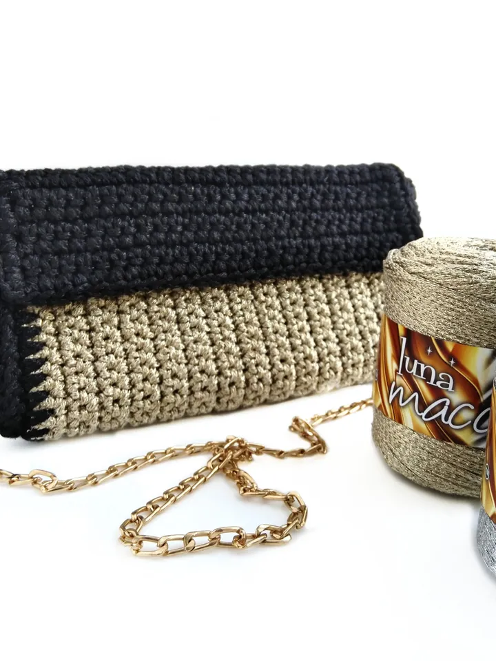 Gold clutch Metallic Yarn, Gold knitted clutch, Shiny handbag, Fashion Design Handmade bag, Evening Clutch Bag, Party Bag, Dress Accessories