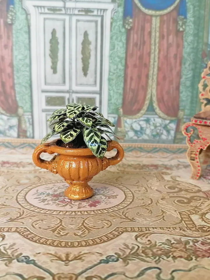Flower in a pot. Dollhouse miniature.1:12 scale.