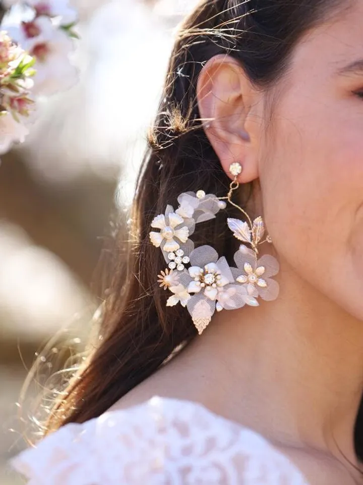 Boho Wedding Earrings, Leaf Bridal Earrings, Champagne Gold Earrings, Hoop Weddinh Earrings, Flower Bridal Earrings,Pearl Statement Earrings