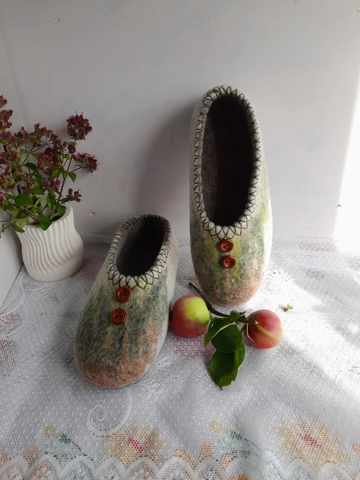 Wool slippers