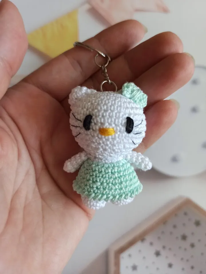 Handmade Keychain cat kitty ,Kawaii kitty , cute Keychin  Kitty Bag Accessory