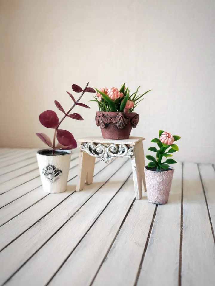 Miniature Potted House Plants with Shelf for Dolls and Dollhouses 1/6 Scale