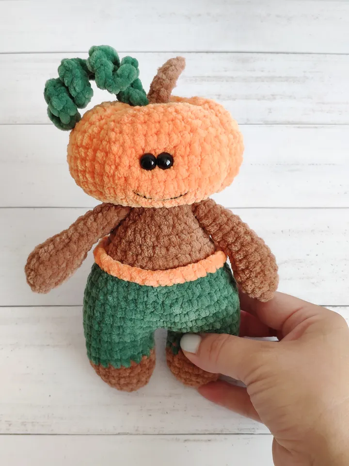 Easy Crochet pattern. "Mister Pumpkin".