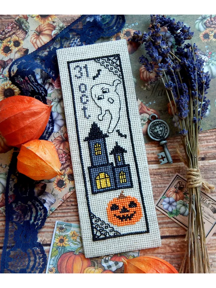 31 October - Castle cross stitch pattern