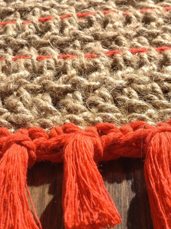 Zero Waste Natural Jute Rug Runner Eco-Friendly Red Narrow Braided Natural Custom Runner Rug Front Door Mat Scandinavian Boho Floor Decor