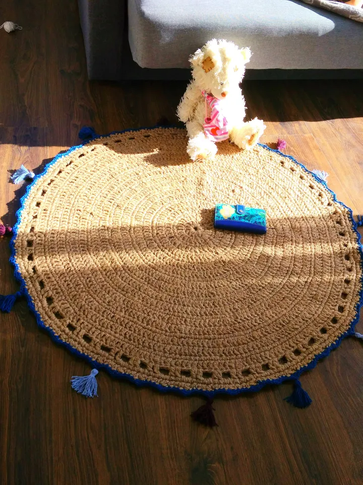 Zero Waste Round Jute Rug Hooking with Pom-poms Circle Rope Rug Cute Nursery Kids Room Rug Children"s Play Mat Eco-Friendly Home Decor