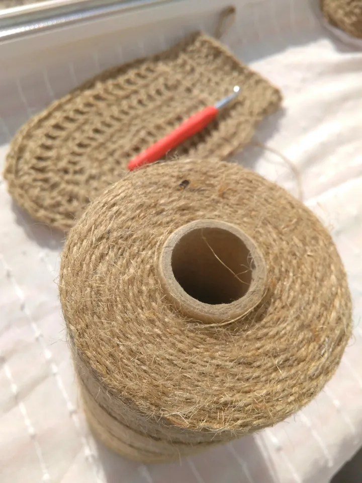 Natural Eco-friendly Naturally Decomposing Jute for Handmade.Jute Rope for Macrame,Crochet and Knitting.