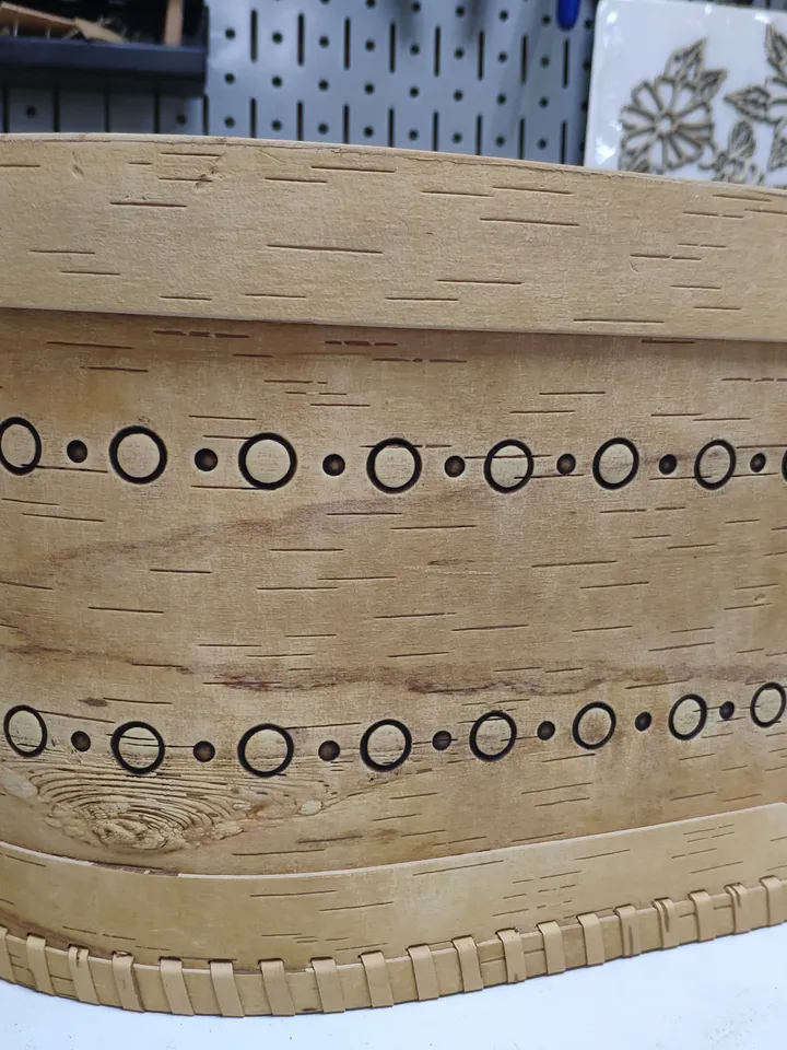 Large bread box, Large birch bark box
