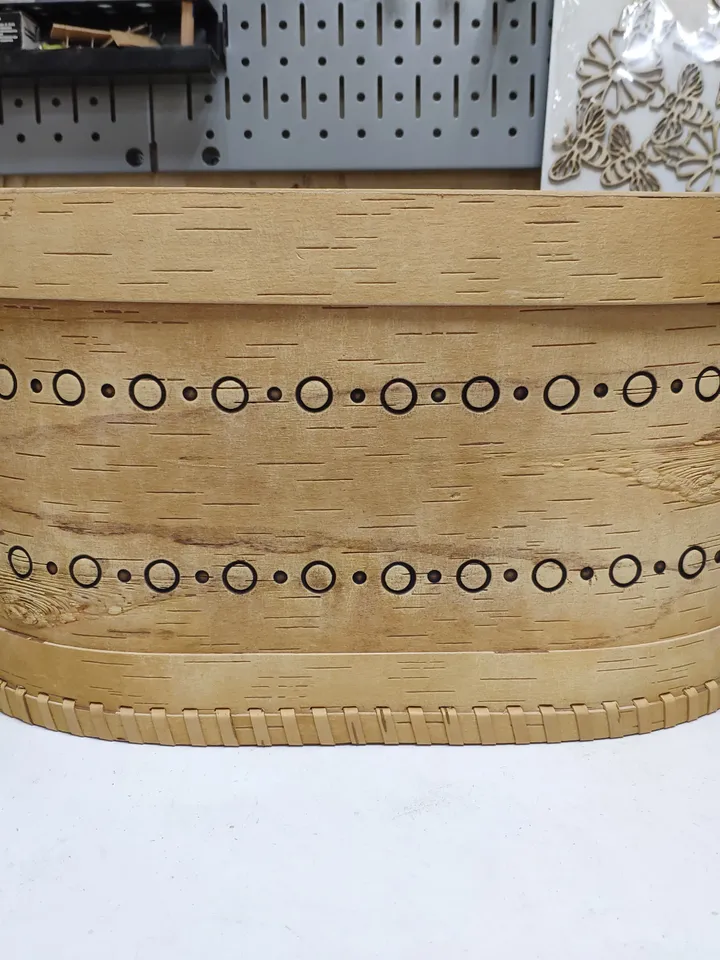 Large bread box, Large birch bark box