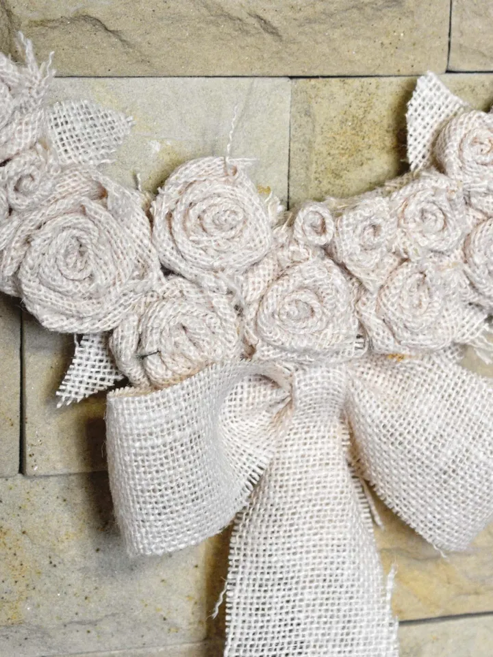 Burlap wreath plain bedroom décor wall asthetic burlap decorations eco farmhouse friendly girls master minimalistic no words norse over bed