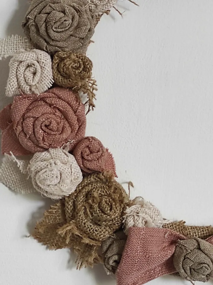 Aesthetic bedroom decorations. Pastel room decor aesthetic. Mini wreath farmhouse. Friends apartment decor. Danish pastel decor Сabinet