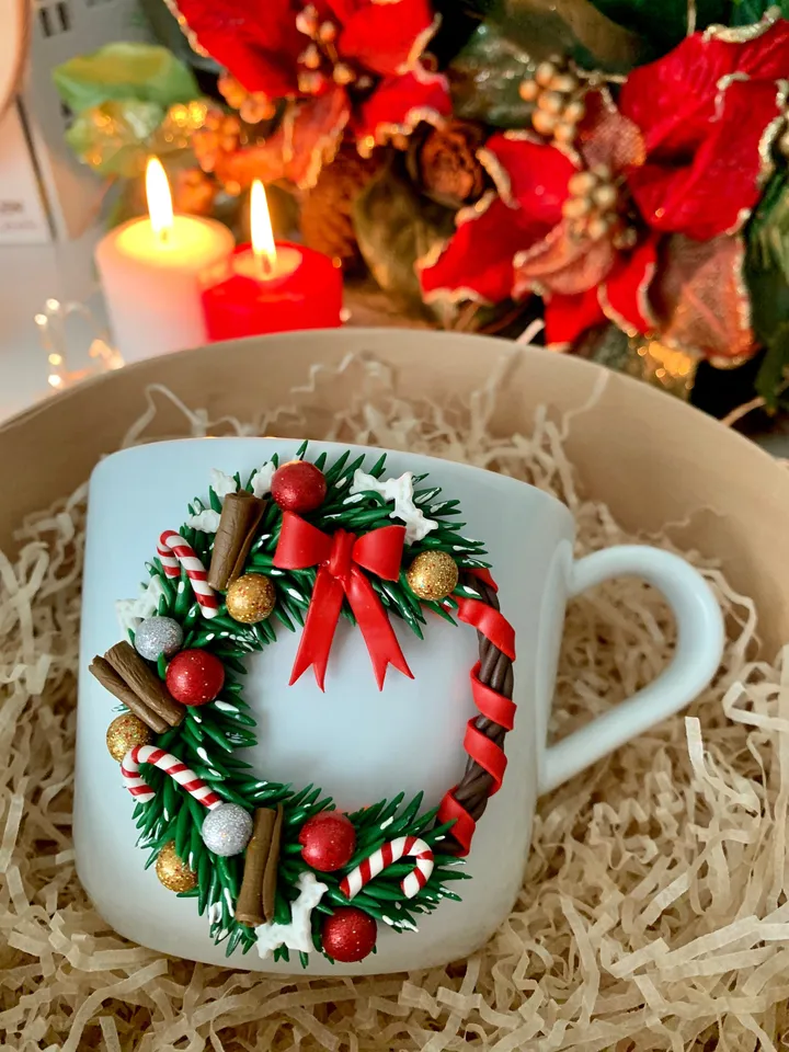 Christmas cups for coworker, grandma or boss gift