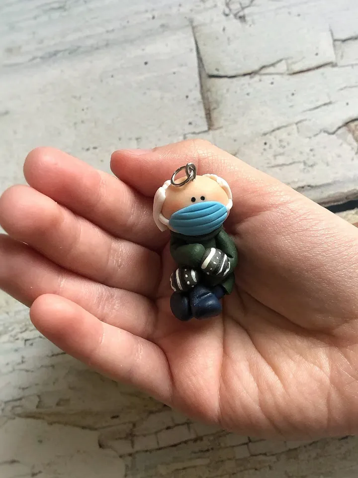 Self gift - charm with Barnie Sanders mittens doll