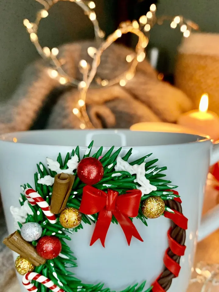 Christmas cups for coworker, grandma or boss gift