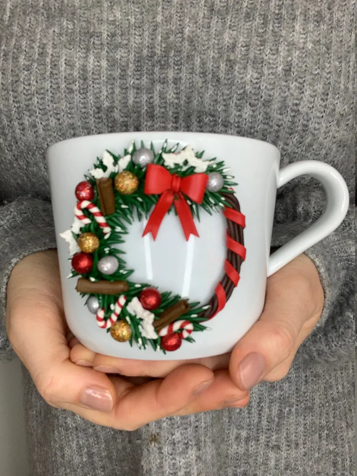 Christmas cups with polymer clay wreath - teacher, coworker or mother in law Christmas gifts