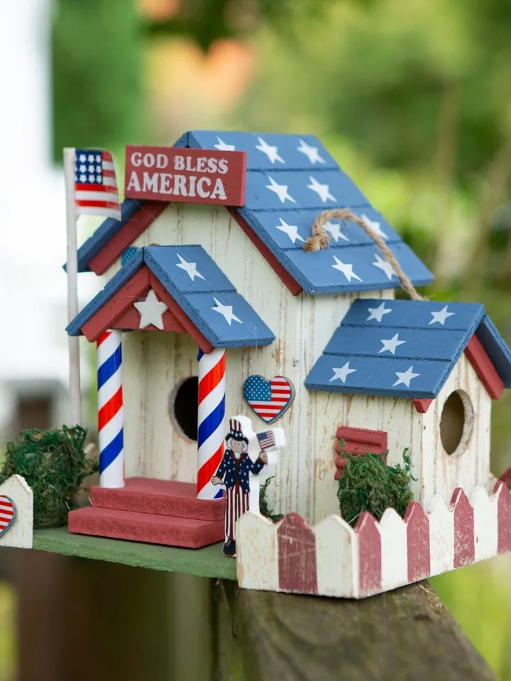 Patriotic Birdhouse